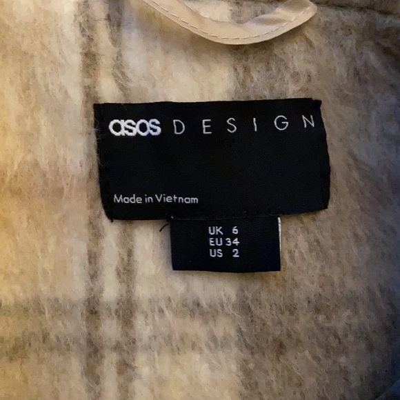 New! ASOS DESIGN longline shacket in check - Picture 4 of 10